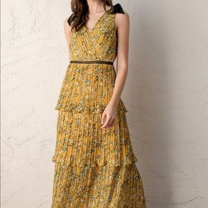 Lulus Such Sophistication Yellow Floral Print Pleated Maxi Dress